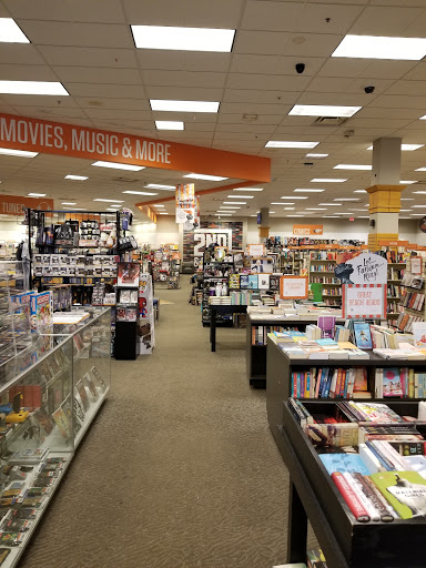 Used Book Store «2nd & Charles», reviews and photos, 2904 Prince William Pkwy, Woodbridge, VA 22192, USA