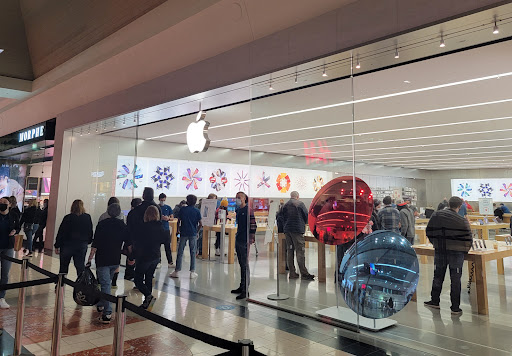 Computer Store «Apple Washington Square», reviews and photos, 9585 SW Washington Square Rd, Tigard, OR 97223, USA