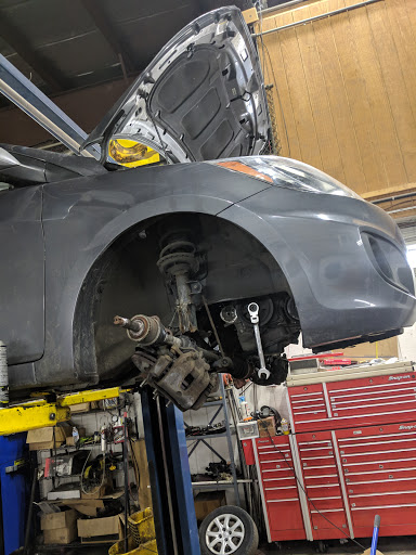 Auto Repair Shop «CDS Repair Center», reviews and photos, 2917 US-9W, New Windsor, NY 12553, USA