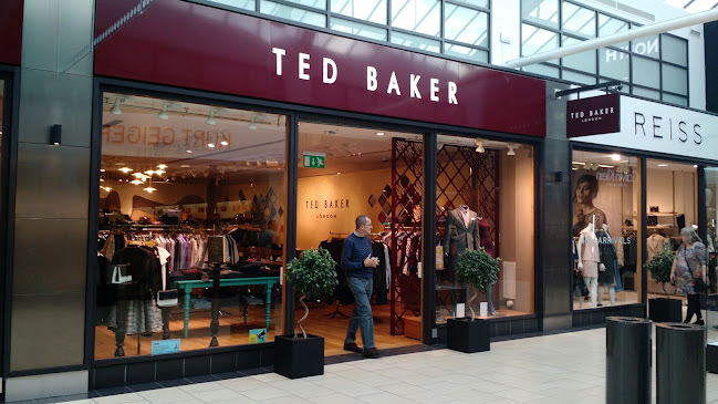Comments and reviews of Ted Baker