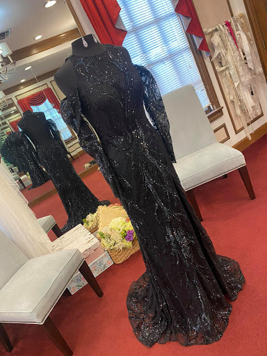 Bridal Shop «Andrews Bridal Shoppe & Tuxedo Central», reviews and photos, 2806 Montgomery Hwy, Dothan, AL 36303, USA