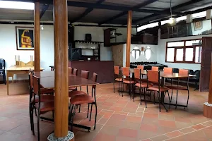 El Arriero Restaurante image