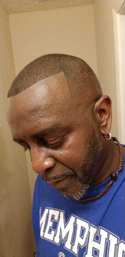 Barber Shop «Blessed Hands Barber Shop», reviews and photos, 4720 Jonesboro Rd, Union City, GA 30291, USA