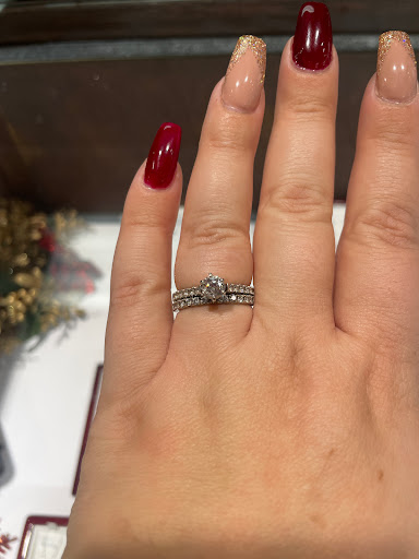 Jewelry Store «The Jewelry Exchange», reviews and photos, 7747 Old Georgetown Rd, Bethesda, MD 20814, USA