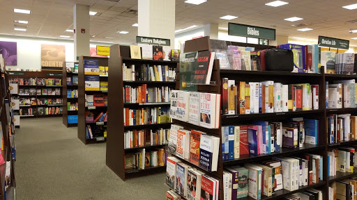 Book Store «Barnes & Noble», reviews and photos, 614 S Meadow St, Ithaca, NY 14850, USA