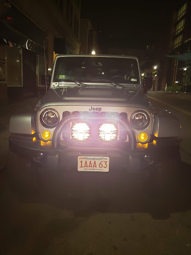 Grocery Store «Save-A-Lot», reviews and photos, 650 American Legion Hwy, Roslindale, MA 02131, USA