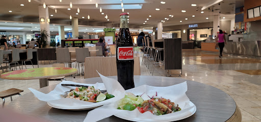 The Shops at Palm Desert image