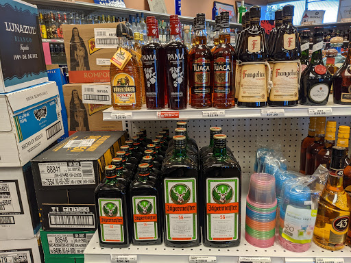 Liquor Store «North Salem Beverage», reviews and photos, 2829 Lancaster Dr NE, Salem, OR 97305, USA