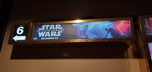 Movie Theater «Cinema 12 Theatre: Classic Cinemas», reviews and photos, 100 L W Besinger Dr, Carpentersville, IL 60110, USA