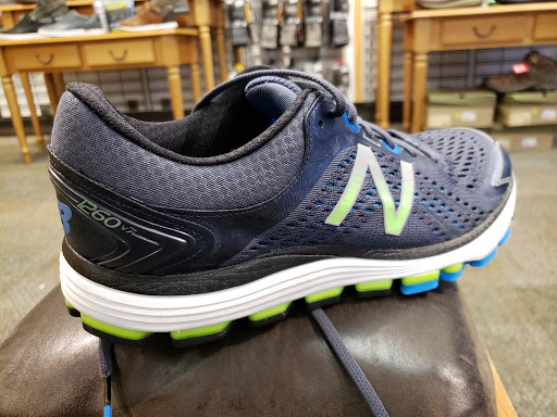 Shoe Store «Shoe Mill», reviews and photos, 659 NW 12th St, Gresham, OR 97030, USA