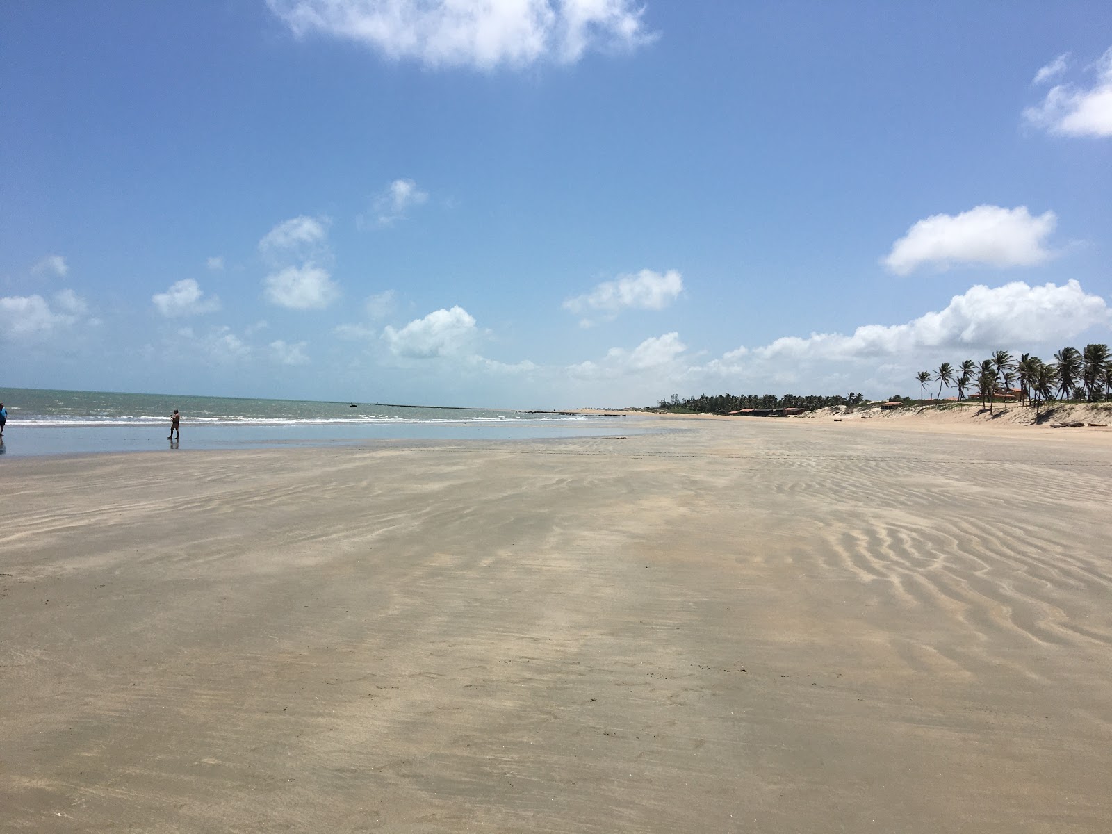 Foto von Praia de Almofala mit beiger sand Oberfläche