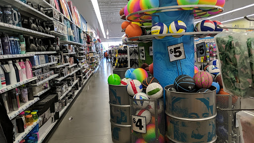 Variety Store «Five Below», reviews and photos, 23678 US Hwy 19 N, Clearwater, FL 33765, USA