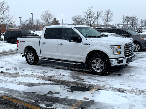 Tire Shop «Discount Tire Store - Elgin, IL», reviews and photos, 875 S Randall Rd, Elgin, IL 60123, USA