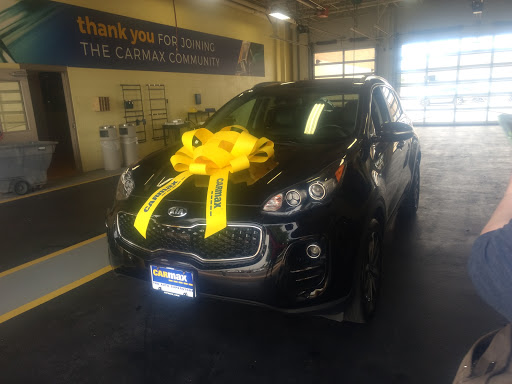Used Car Dealer «CarMax», reviews and photos, 10221 E Kellogg Ave, Wichita, KS 67207, USA