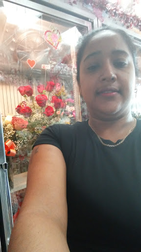 Florist «Diya Flowers By Shanta», reviews and photos, 130-14 Liberty Ave, South Richmond Hill, NY 11419, USA