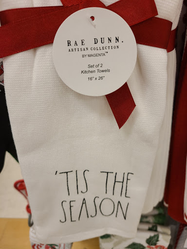 Shopping Mall «Seminole Square Shopping Center», reviews and photos, 200 Zan Rd, Charlottesville, VA 22901, USA