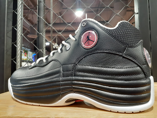 Shoe Store «Shiekh Shoes», reviews and photos, 7215 Stockton Blvd, Sacramento, CA 95823, USA