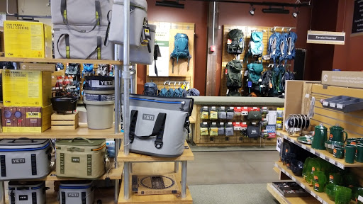 Camping Store «REI», reviews and photos, 7810 N Blackstone Ave, Fresno, CA 93720, USA