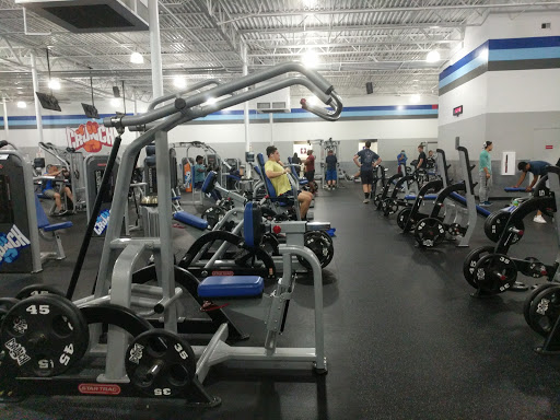 Health Club «Crunch - Richmond Glenside», reviews and photos, 5420 Glenside Dr, Henrico, VA 23228, USA