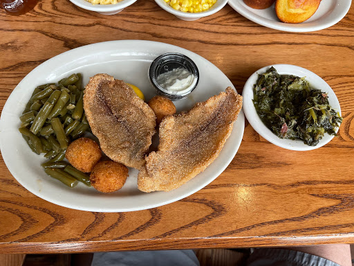 American Restaurant «Cracker Barrel Old Country Store», reviews and photos, 23030 Indian Creek Dr, Sterling, VA 20166, USA