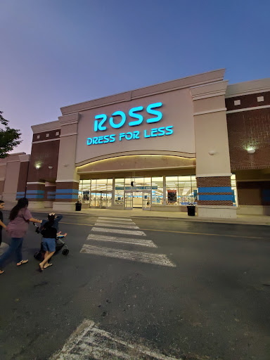 Clothing Store «Ross Dress for Less», reviews and photos, 1125 Woodruff Rd, Greenville, SC 29607, USA