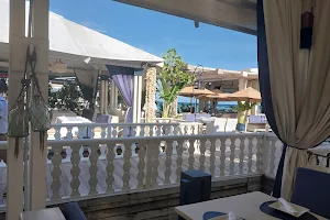 Neptuno's Club Restaurant image