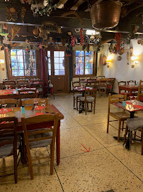 Atmosphère du Restaurant Pizzeria Chez Mico à Sanary-sur-Mer - n°19