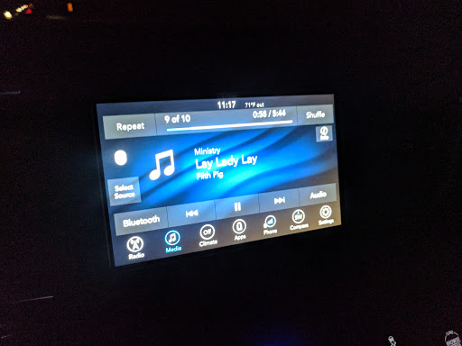 Car Dealer «Falls Chrysler Jeep Dodge», reviews and photos, 4100 State Rd, Cuyahoga Falls, OH 44223, USA