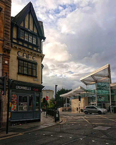 Cromwells - Coffee shop