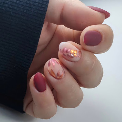 Carole - Nail Artist à Abondant