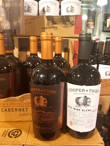 Liquor Store «Camp Creek World Of Beverages», reviews and photos, 3780 Princeton Lakes Pkwy, Atlanta, GA 30344, USA