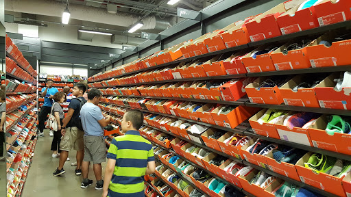 Sporting Goods Store «Nike Clearance Store», reviews and photos, 40-24 College Point Blvd, Flushing, NY 11354, USA