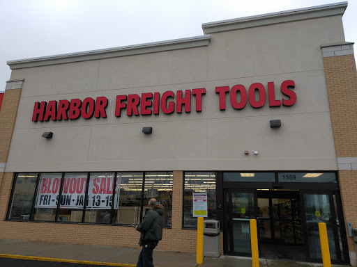 Hardware Store «Harbor Freight Tools», reviews and photos, 1559 Irving Park Rd, Hanover Park, IL 60133, USA