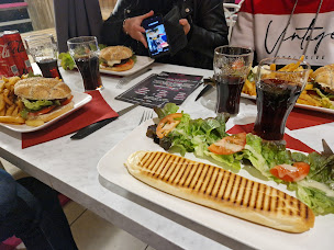 Photo n°2 de la grignottine à Crécy-en-Ponthieu ()