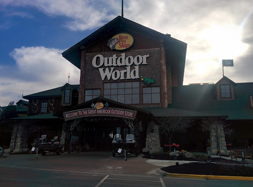 Sporting Goods Store «Bass Pro Shops», reviews and photos