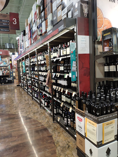 Wine Store «Total Wine & More», reviews and photos, 510 Lake Dr, Chanhassen, MN 55317, USA
