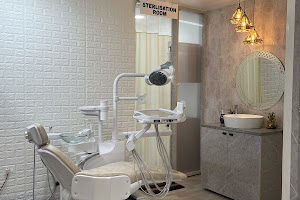 Moksh Dental Skin & Hair Transplant Centre Faridabad - best dental & aesthetic clinic Faridabad image