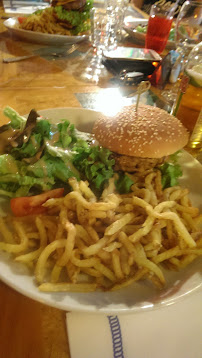 Hamburger végétarien du Restaurant Oncle Sam's Saloon à Biscarrosse - n°2