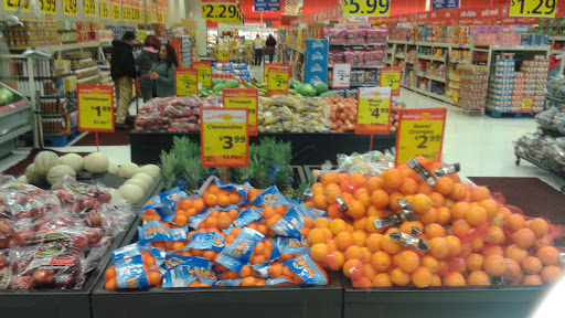 Grocery Store «Save-A-Lot», reviews and photos, 205 Union St, Waterbury, CT 06701, USA