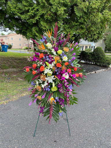 Florist «Ye Olde Yardley Florist», reviews and photos, 175 S Main St, Yardley, PA 19067, USA