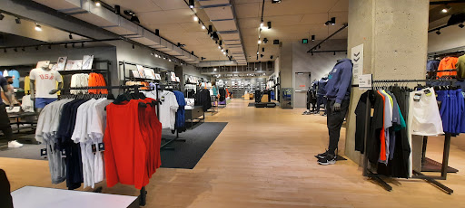 Sporting Goods Store «Nike Seattle», reviews and photos, 1500 6th Ave, Seattle, WA 98101, USA