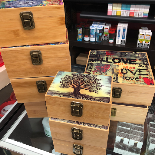 Tobacco Shop «Sky High Smoke Shop», reviews and photos, 19801 NW 27th Ave, Miami Gardens, FL 33056, USA