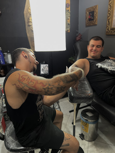 Logo da empresa - Guilherme Santos Tattoo