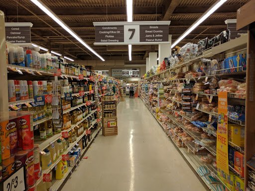 Grocery Store «Giant Food Stores», reviews and photos, 50 Wynnewood Rd, Wynnewood, PA 19096, USA