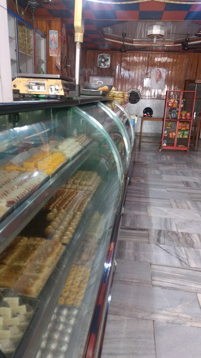 Yadav Sweets & Restaurant - Kidwainagar Rd, Site No.1, Kidwai Nagar, Kanpur, Uttar Pradesh 208011, India