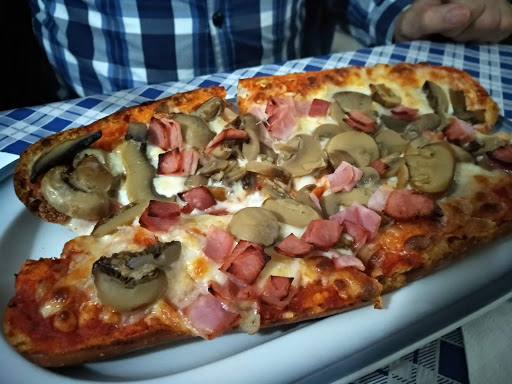 Información y opiniones sobre La Fuente de Santoña