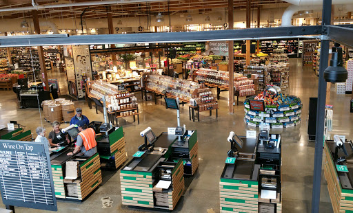 Grocery Store «Main & Vine», reviews and photos, 5010 Point Fosdick Dr NW, Gig Harbor, WA 98335, USA