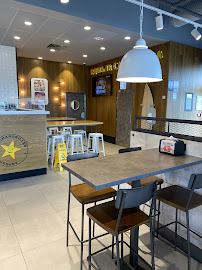 Atmosphère du Restaurant américain Carl's Jr. Bègles à Bègles - n°13