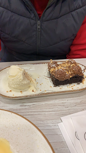Comments and reviews of Scoops Express Desserts ( Chaddesden, Derby)