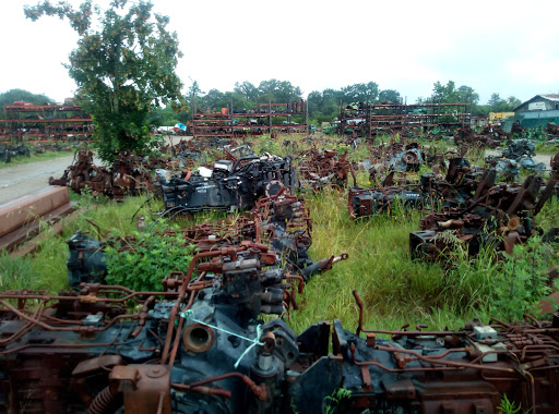 Photo 2 - TRACTO PIECES 49